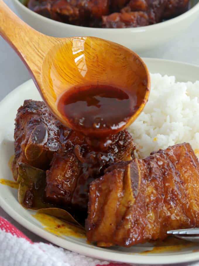 Pork Ribs Adobo With Atsuete Adobong Pula Kawaling Pinoy