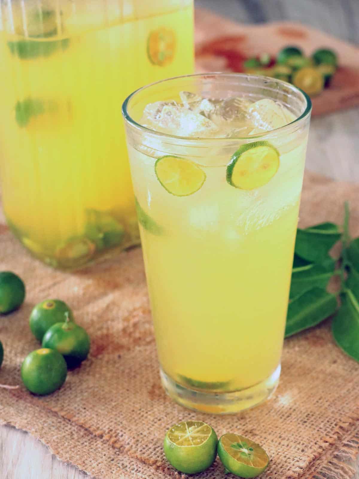 calamansi juice in a glass.