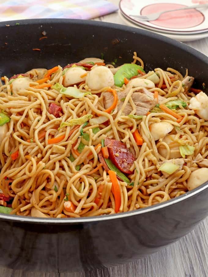 Filipino Pancit Canton - Kawaling Pinoy