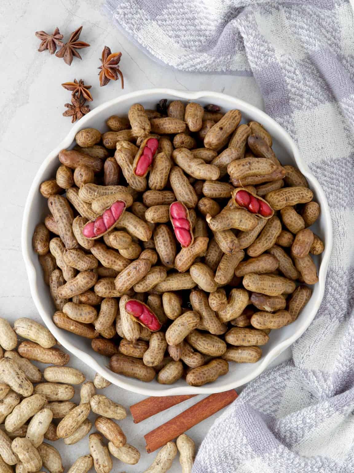 Slow Cooker Chinese Boiled Peanuts - Kawaling Pinoy
