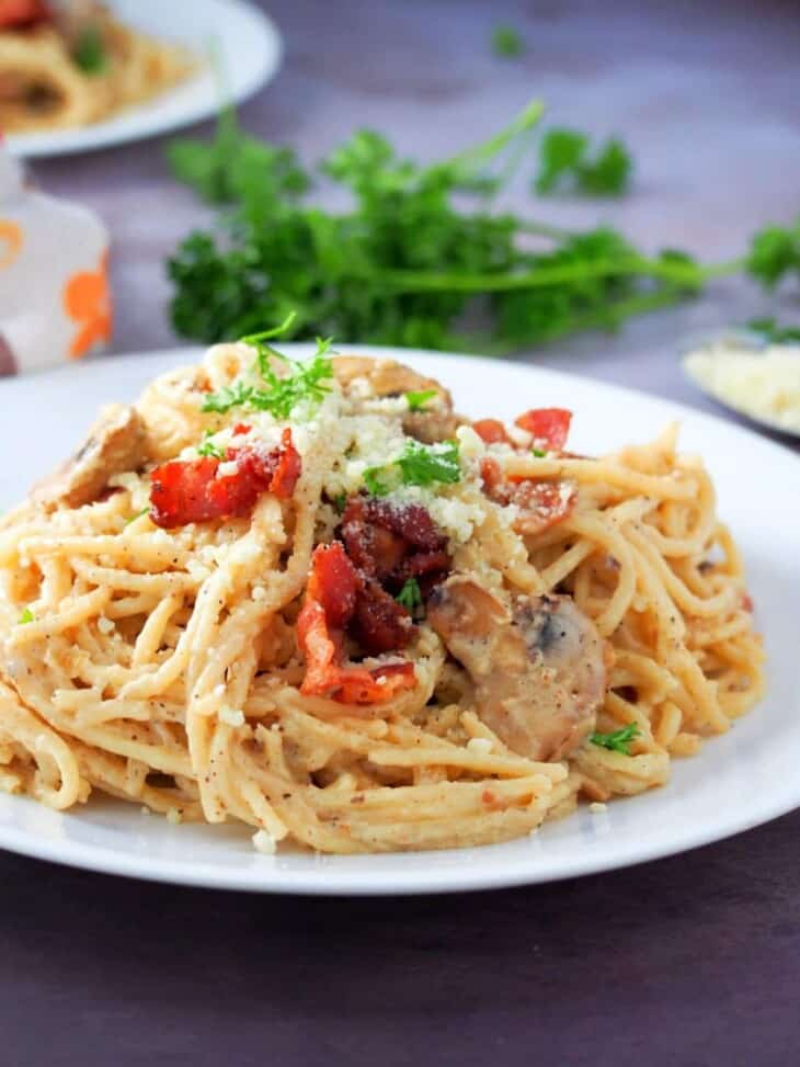 Creamy Filipino-style Pasta Carbonara - Kawaling Pinoy