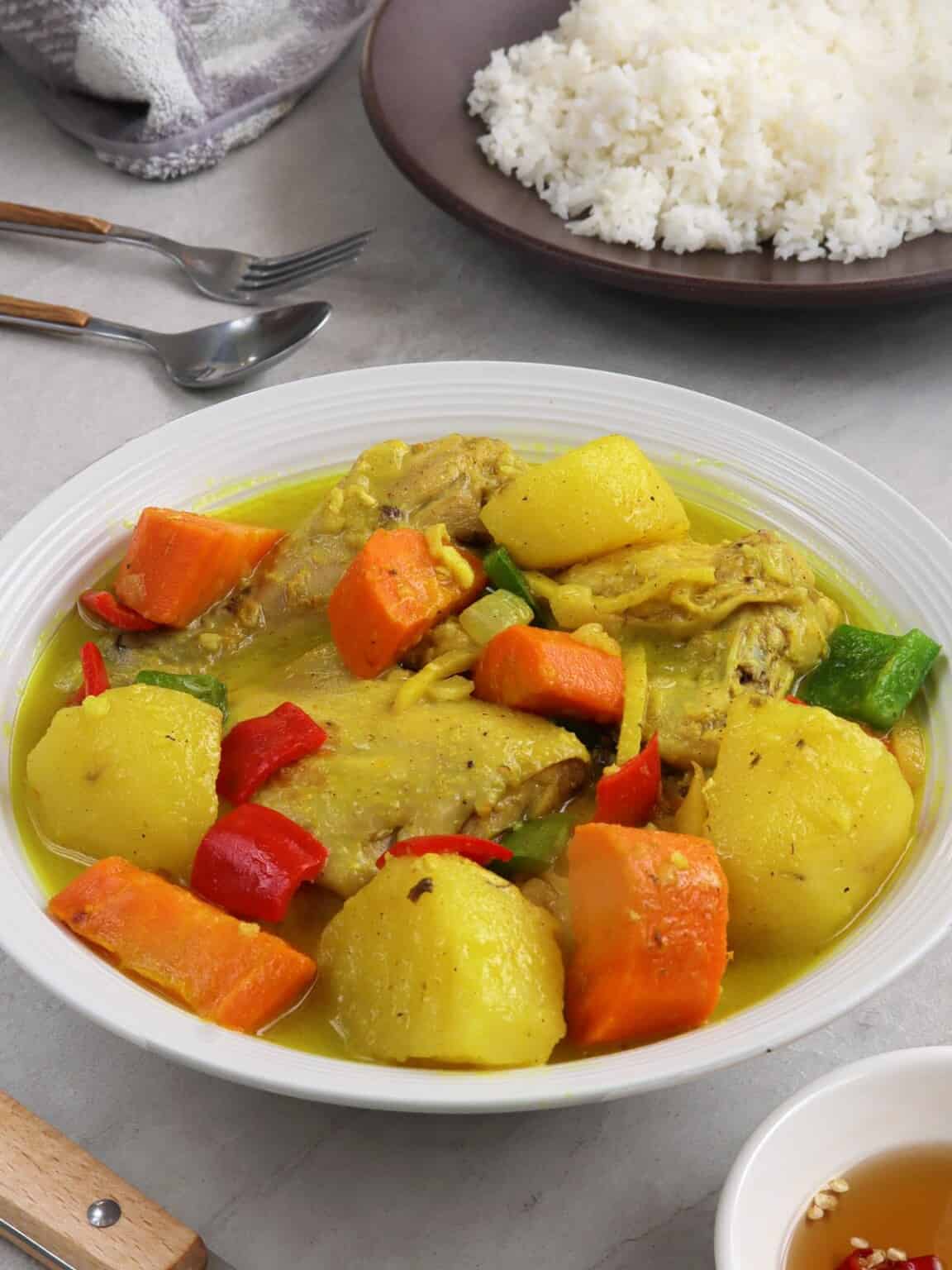 Filipino style Chicken Curry With Coconut Milk Kawaling Pinoy