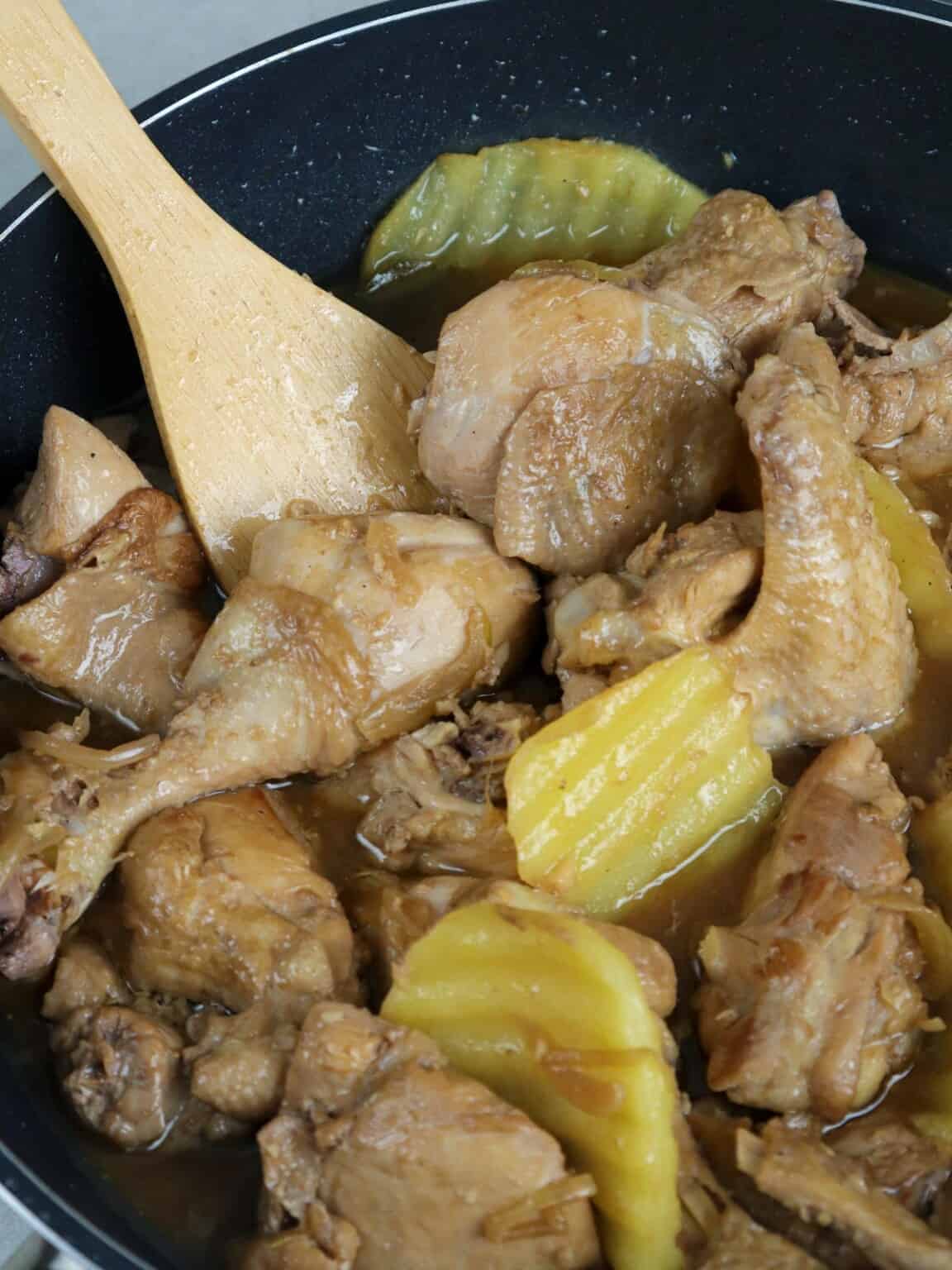 Filipino Chicken Adobo With Potatoes Kawaling Pinoy 8478