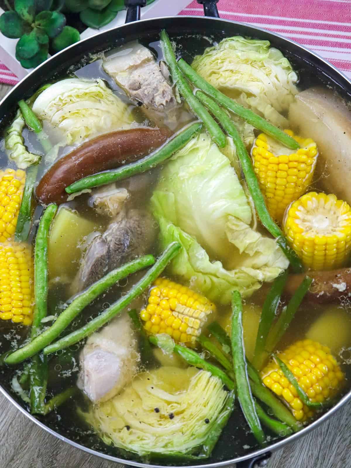 a pot of Nilagang Pasko.